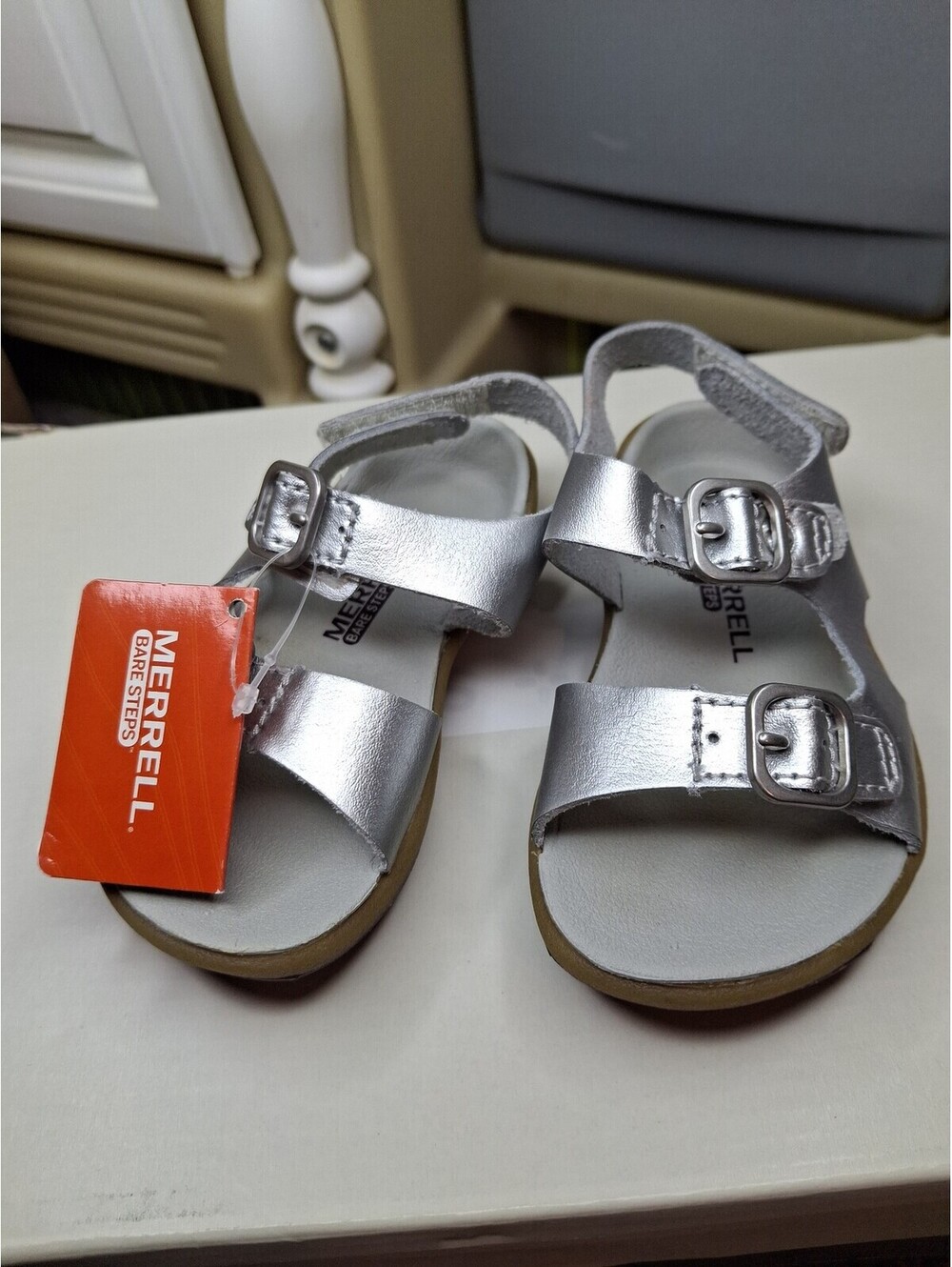 Merrell Toddlers Silver Velcro Sandals Bare Steps size 5M